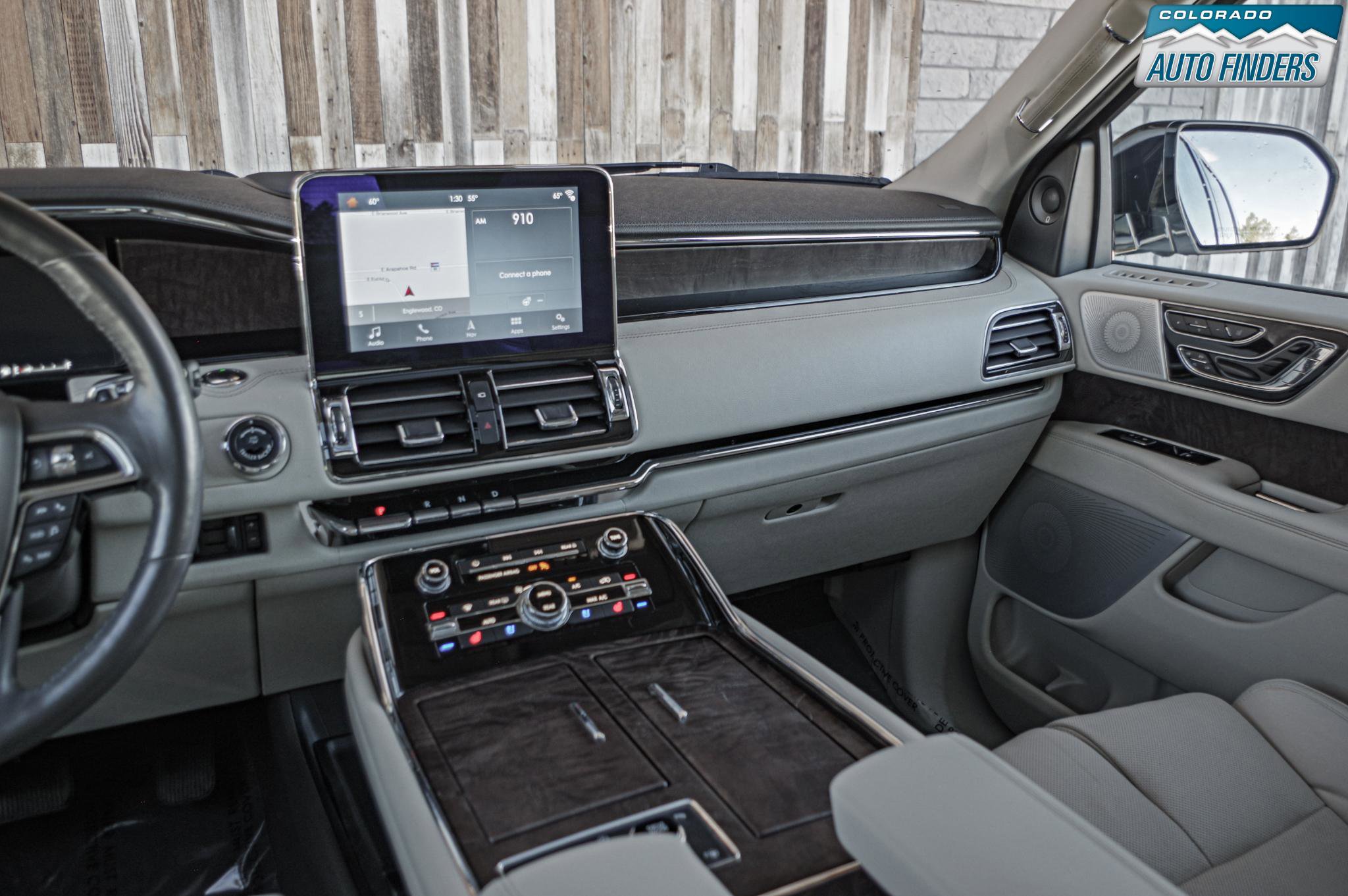 Used 2019 Lincoln Navigator Reserve AWD/4WD image 18