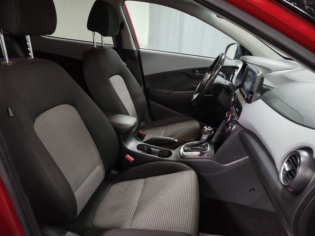 Used 2019 Hyundai Kona SEL image 25