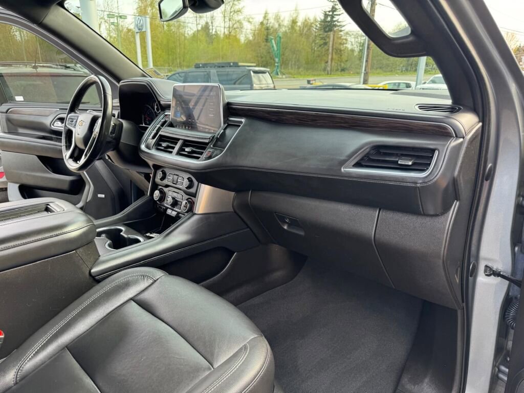 Used 2021 Chevrolet Tahoe LT image 16