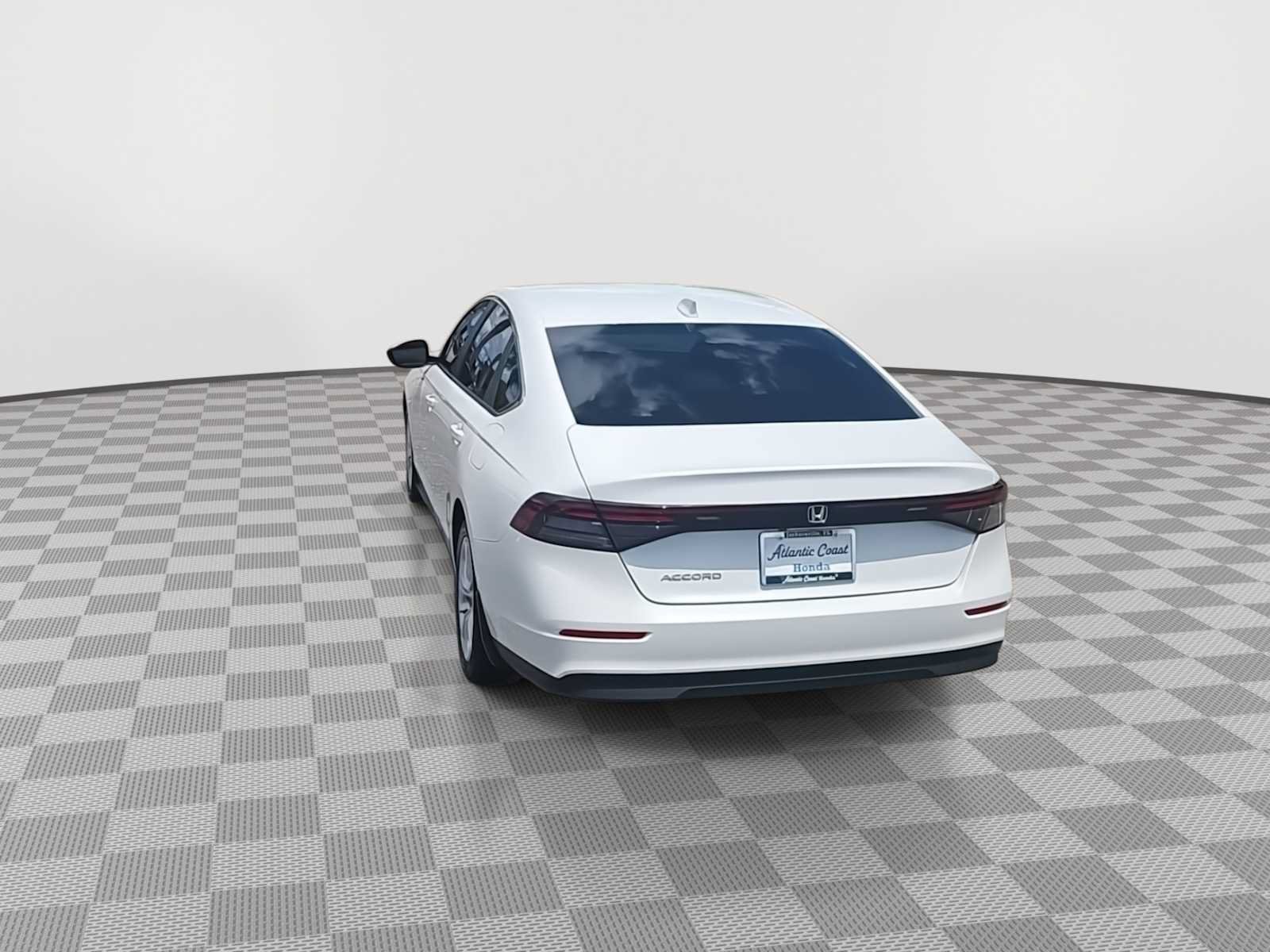 Certified 2023 Honda Accord LX image 7