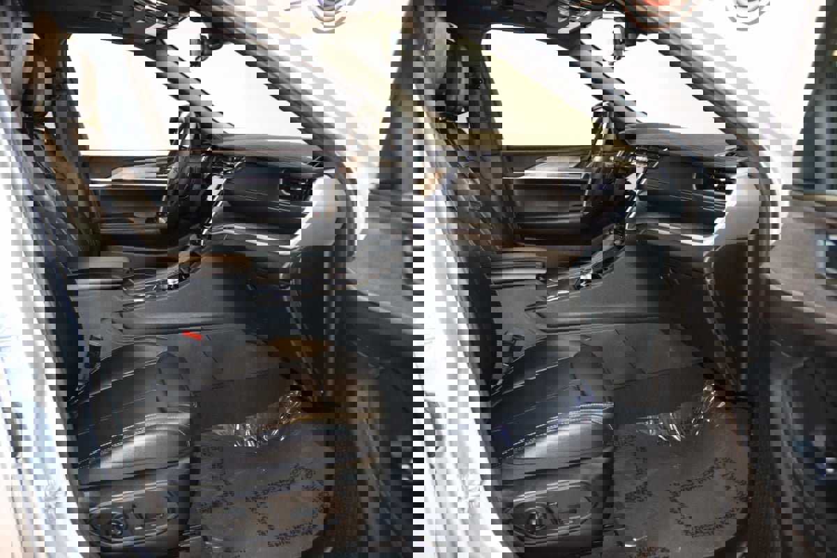 Used 2024 Jeep Grand Cherokee L Limited w/ Luxury Tech Group II image 53