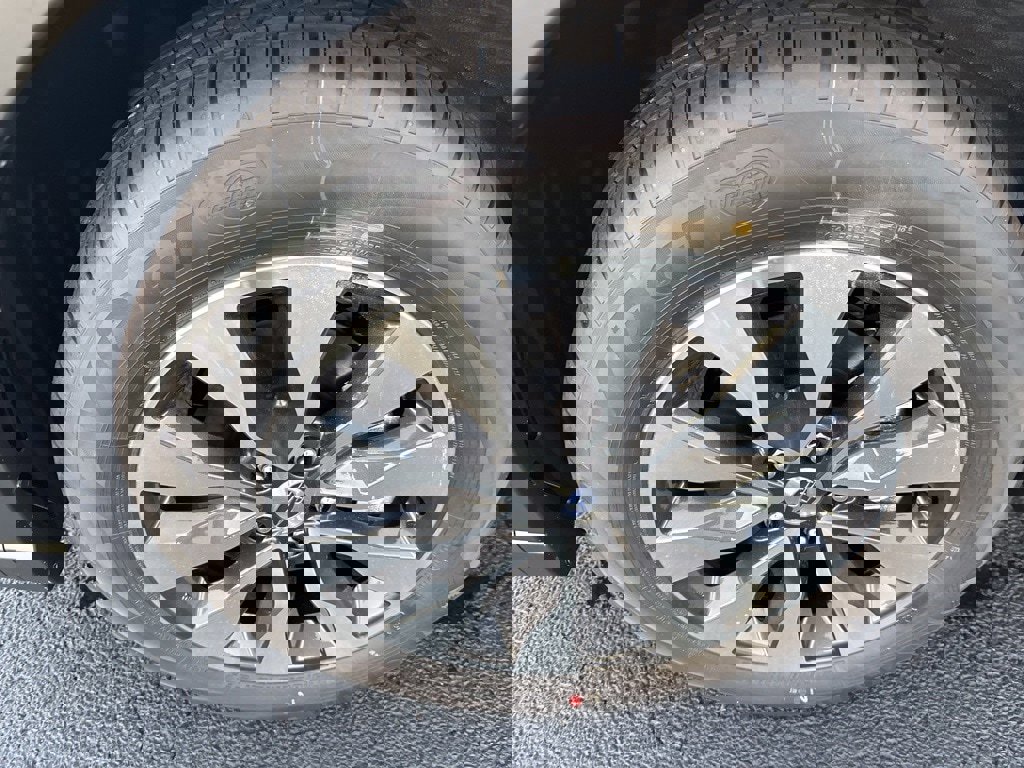 New 2025 Subaru Outback Touring XT image 3