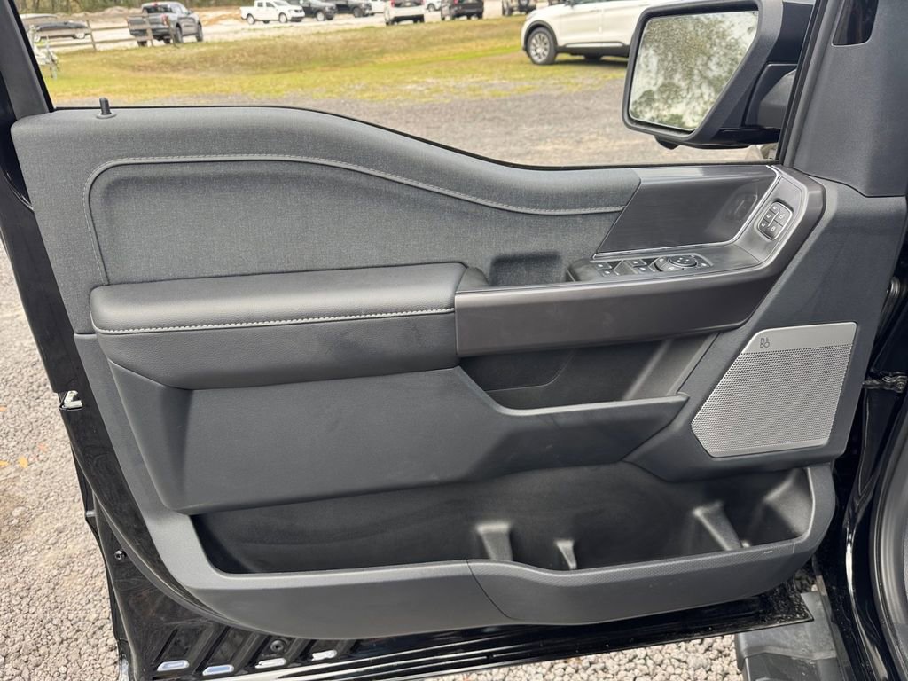 New 2026 Ford F150 Lariat w/ Equipment Group 501A Mid AWD/4WD image 31