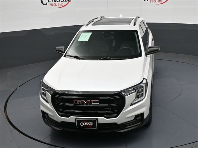 Used 2022 GMC Terrain AT4 w/ Infotainment Package II image 19