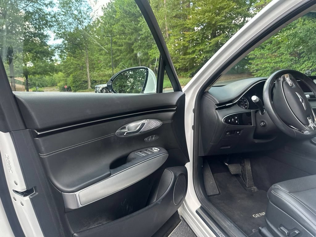 Used 2023 Genesis GV70 2.5T w/ Select Package AWD/4WD image 7