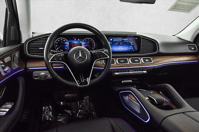 Certified 2025 Mercedes-Benz GLE 350 4MATIC w/ Driver Assistance Package image 19