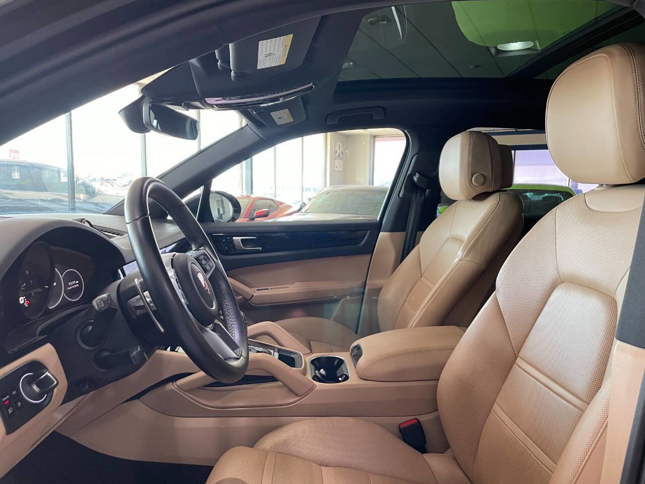 Used 2019 Porsche Cayenne image 16