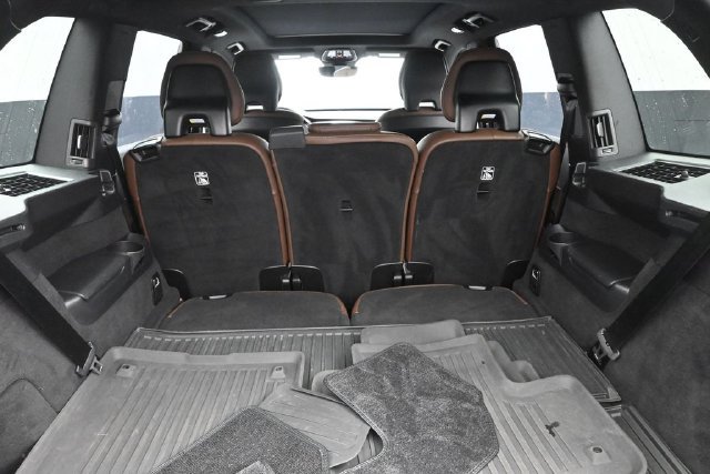 Used 2024 Volvo XC90 B5 Plus w/ Protection Package AWD/4WD image 29