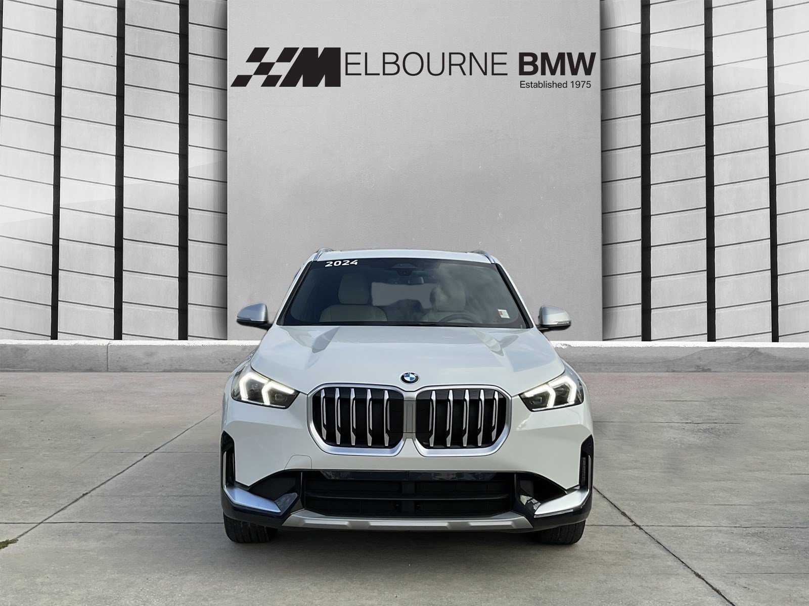 Certified 2024 BMW X1 xDrive28i w/ Convenience Package AWD/4WD image 2