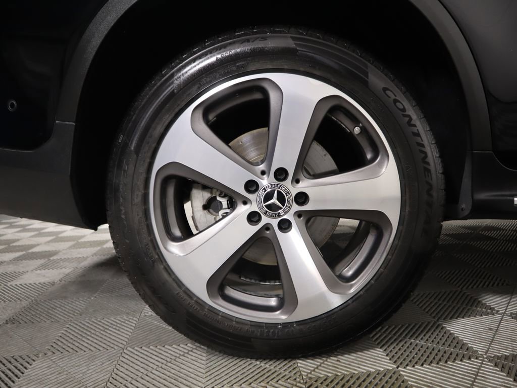 Used 2021 Mercedes-Benz GLC 300 4MATIC Coupe image 33