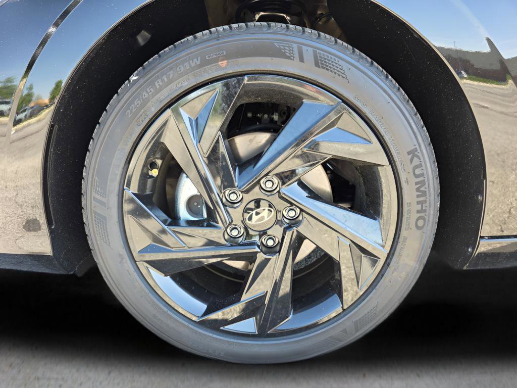 New 2026 Hyundai Elantra Sport FWD image 10