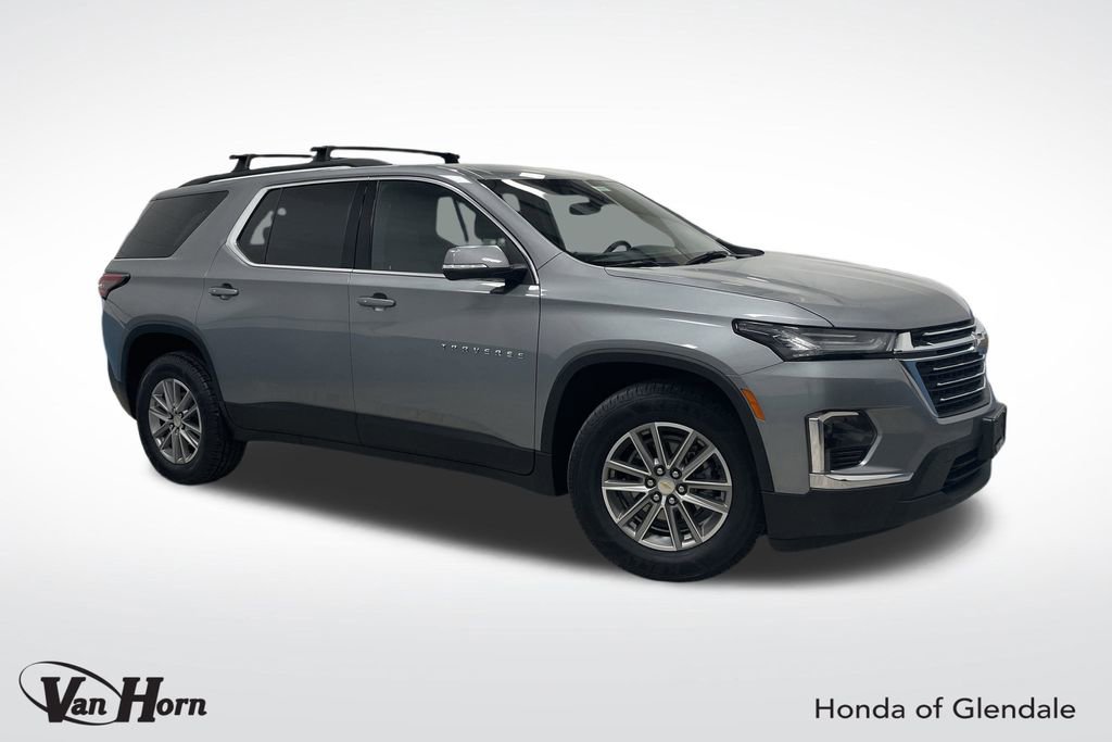 Used 2023 Chevrolet Traverse LT