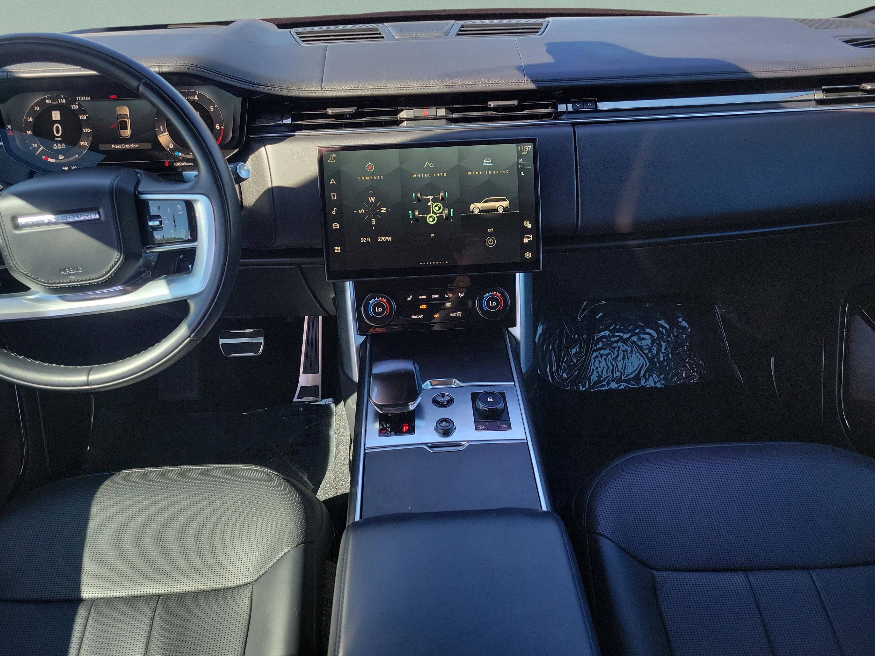 Used 2023 Land Rover Range Rover SV image 19