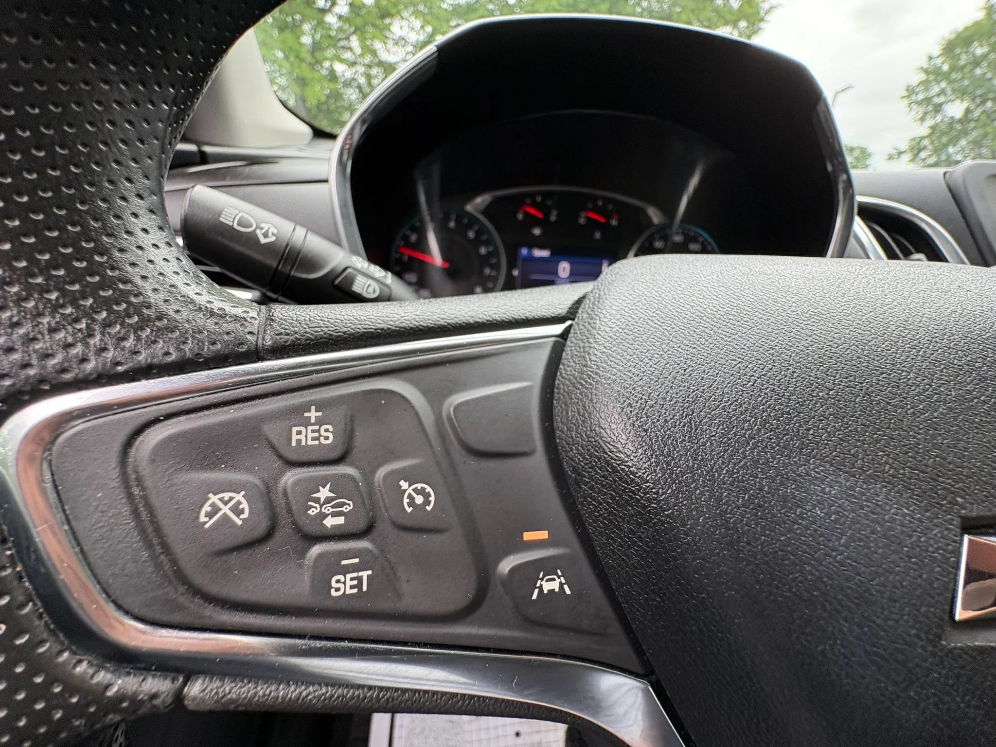 Used 2021 Chevrolet Equinox LT AWD/4WD image 30