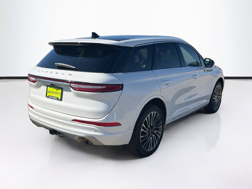 Used 2022 Lincoln Corsair Reserve w/ Equipment Group 201A AWD/4WD image 5