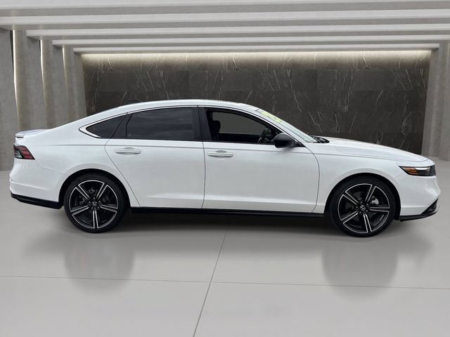Used 2025 Honda Accord Sport image 7