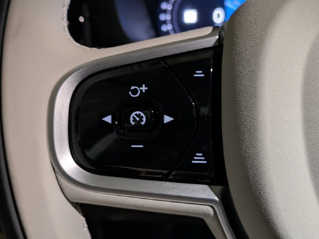 New 2026 Volvo XC60 B5 Ultra w/ Climate Package AWD/4WD image 18