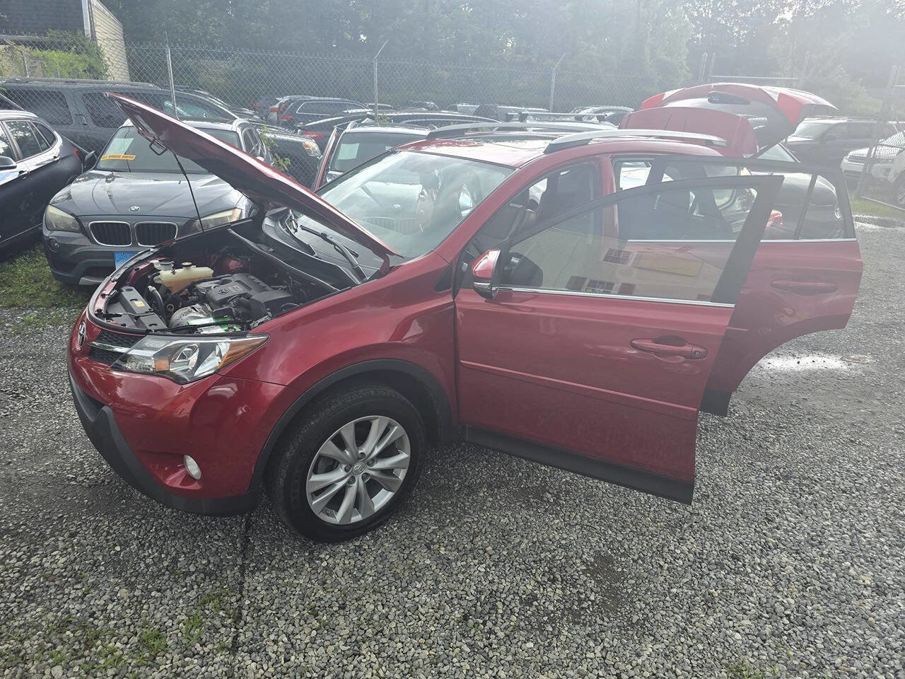 Used 2015 Toyota RAV4 Limited image 9