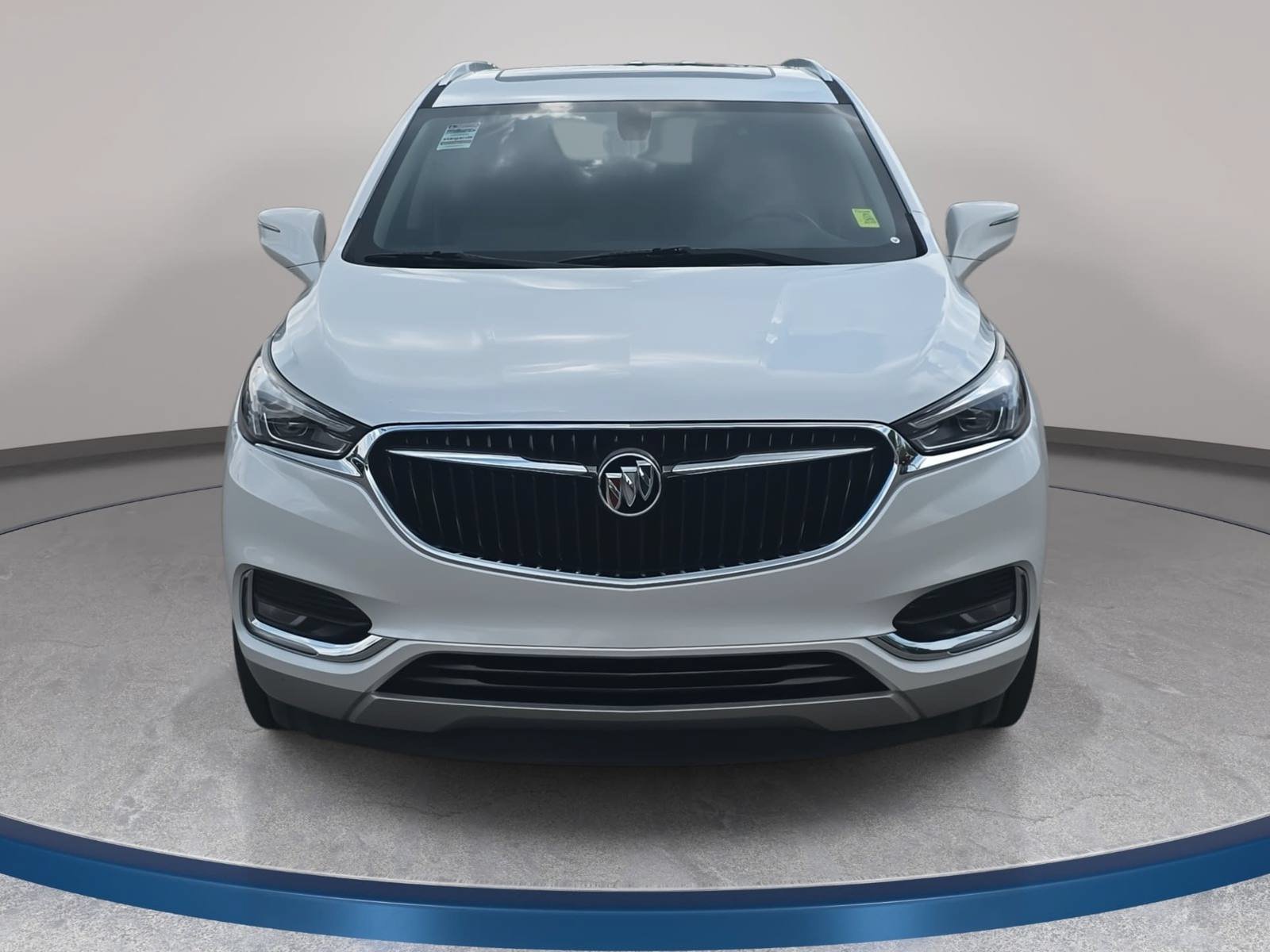 Used 2019 Buick Enclave Essence FWD image 2