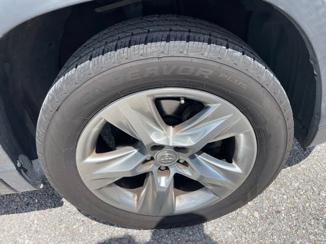 Used 2015 Toyota Highlander Limited Platinum FWD image 6