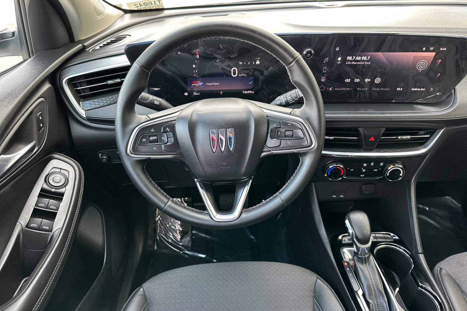 Certified 2024 Buick Encore GX Preferred FWD image 17