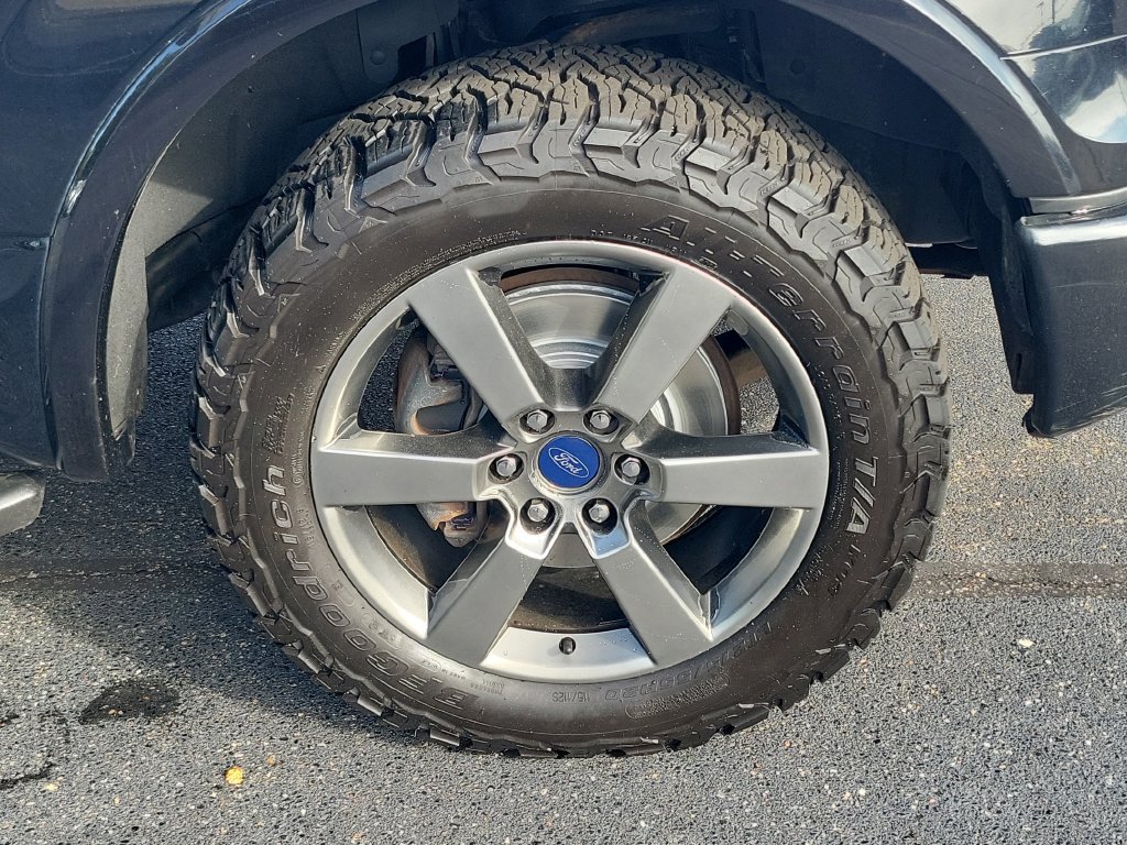 Used 2016 Ford F150 XLT w/ Equipment Group 302A Luxury AWD/4WD image 10