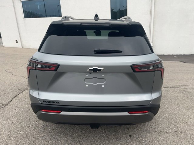 New 2026 Chevrolet Equinox LT w/ Convenience Package II image 4