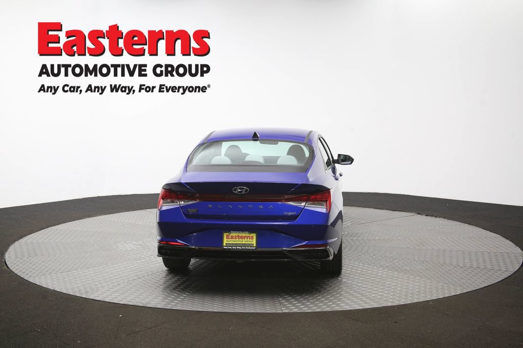 Used 2023 Hyundai Elantra Limited w/ Preferred Accessory Package FWD image 39