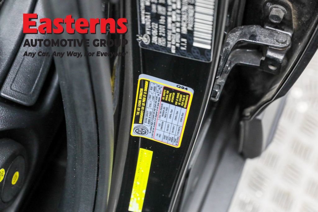 Used 2022 Hyundai Venue SEL image 34