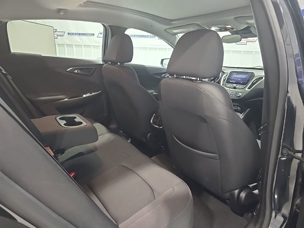 Used 2023 Chevrolet Malibu LT image 21
