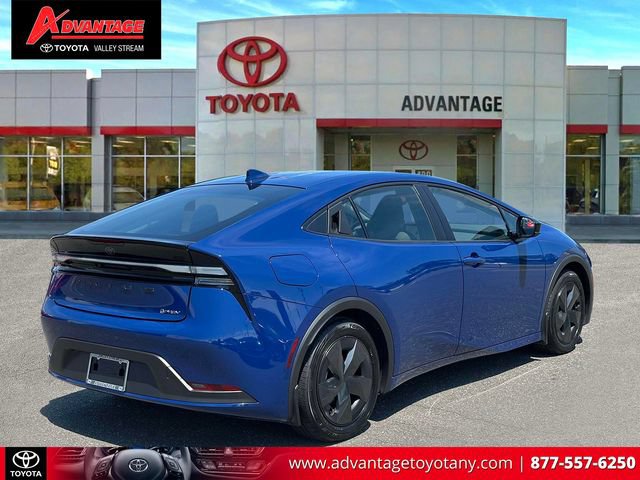 Used 2025 Toyota Prius Plug-In Hybrid FWD image 7