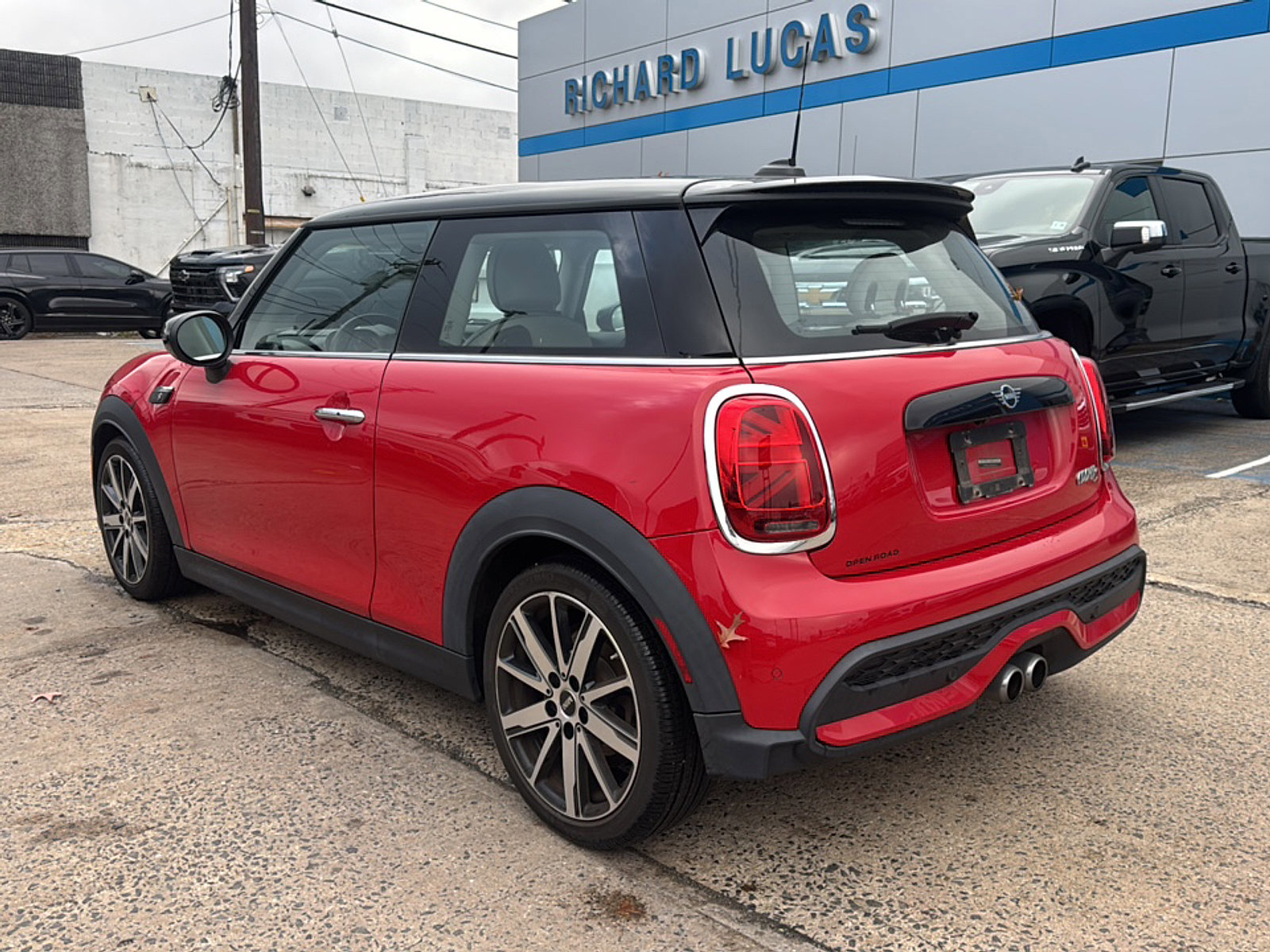 Used 2022 MINI Cooper S image 4