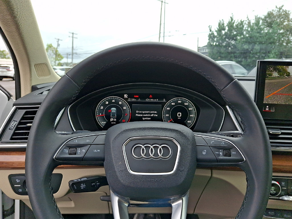 Used 2023 Audi Q5 2.0T Premium Plus w/ Premium Plus Package AWD/4WD image 19