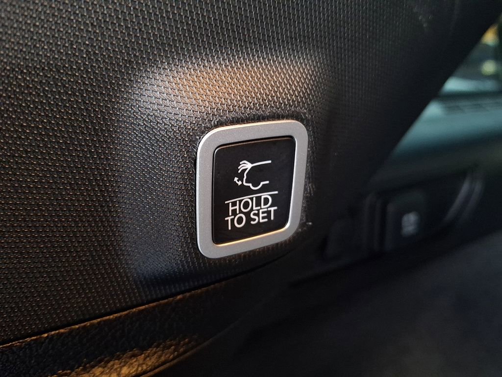 Used 2022 Jeep Grand Cherokee Summit image 30