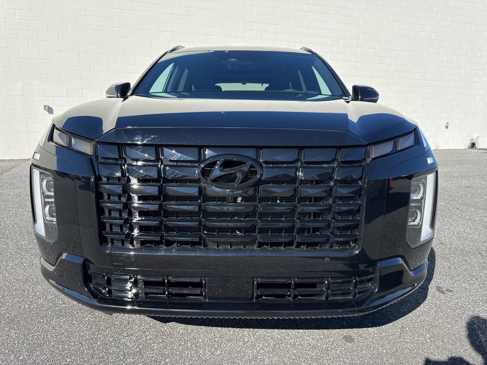 Used 2025 Hyundai Palisade Calligraphy image 2