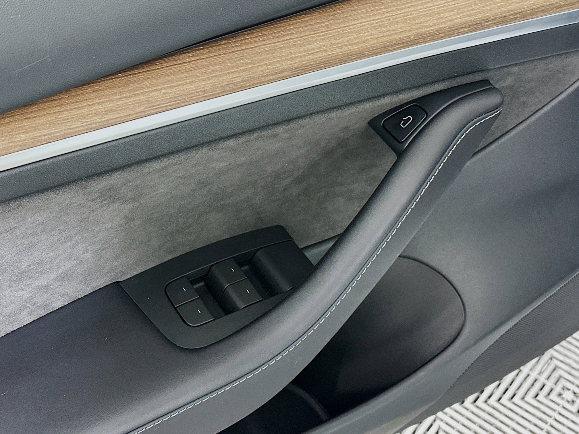 Used 2023 Tesla Model 3 Standard Range RWD image 15