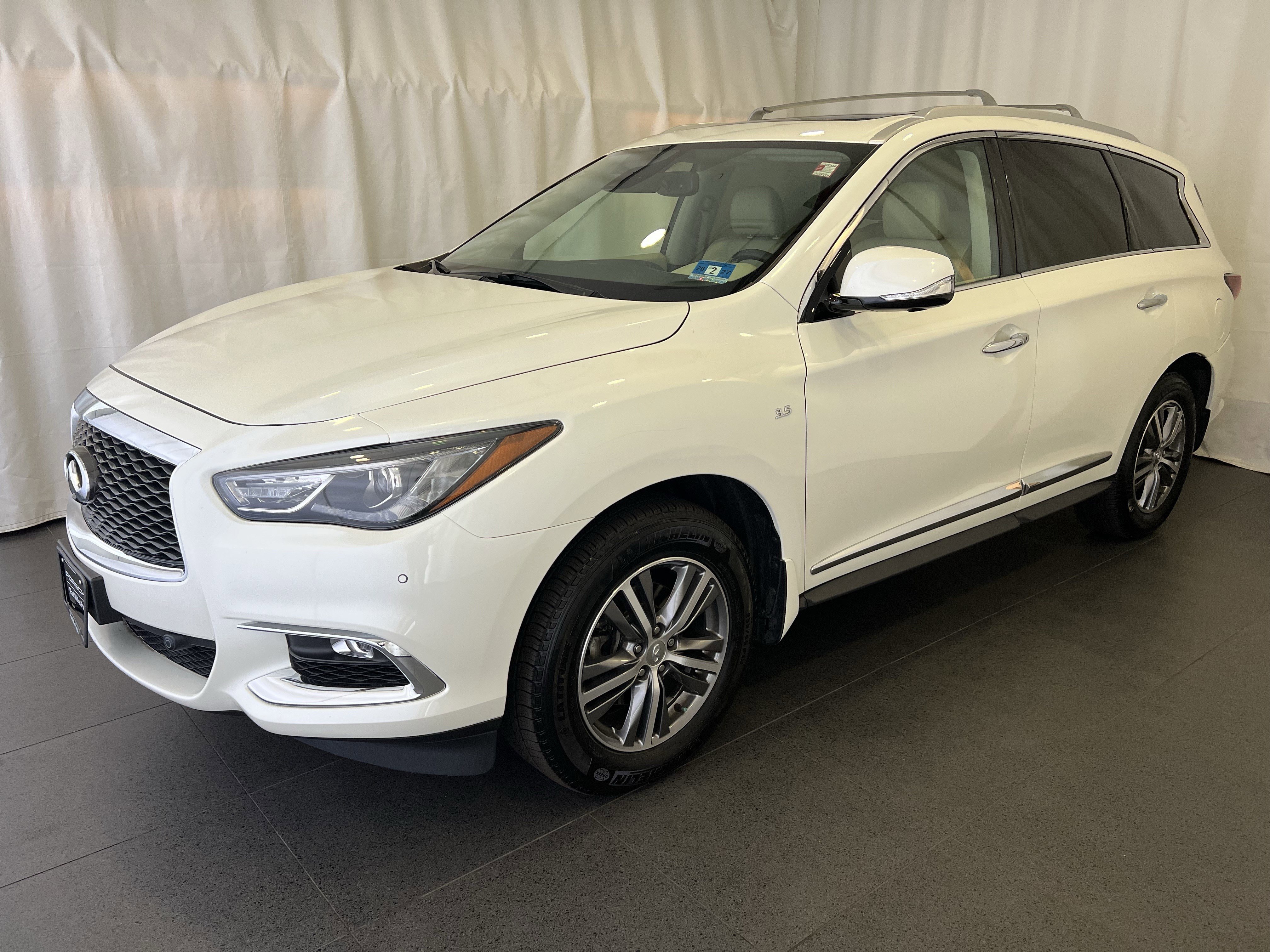 Used 2020 INFINITI QX60 Luxe w/ Essential Package