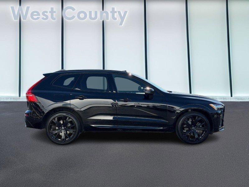 Used 2025 Volvo XC60 B5 Ultra w/ Protection Package Premier image 2