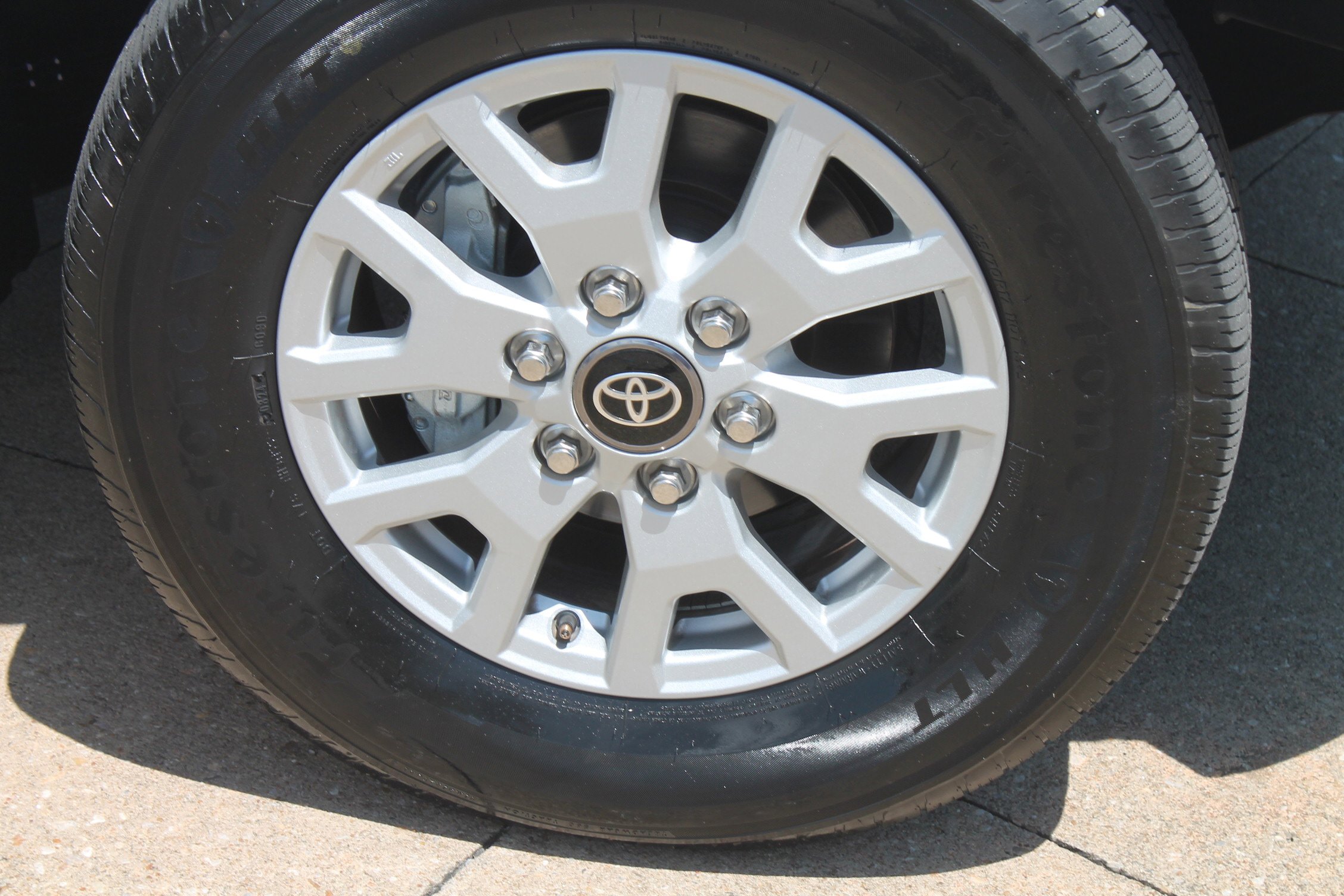 Used 2024 Toyota Tacoma 2WD Double Cab image 3