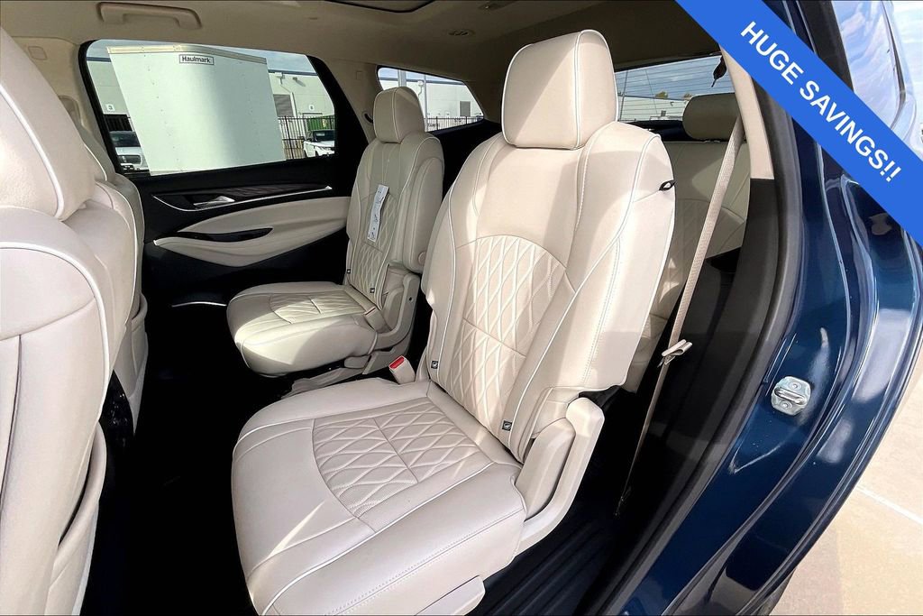 Used 2023 Buick Enclave Avenir w/ Avenir Technology Package image 34