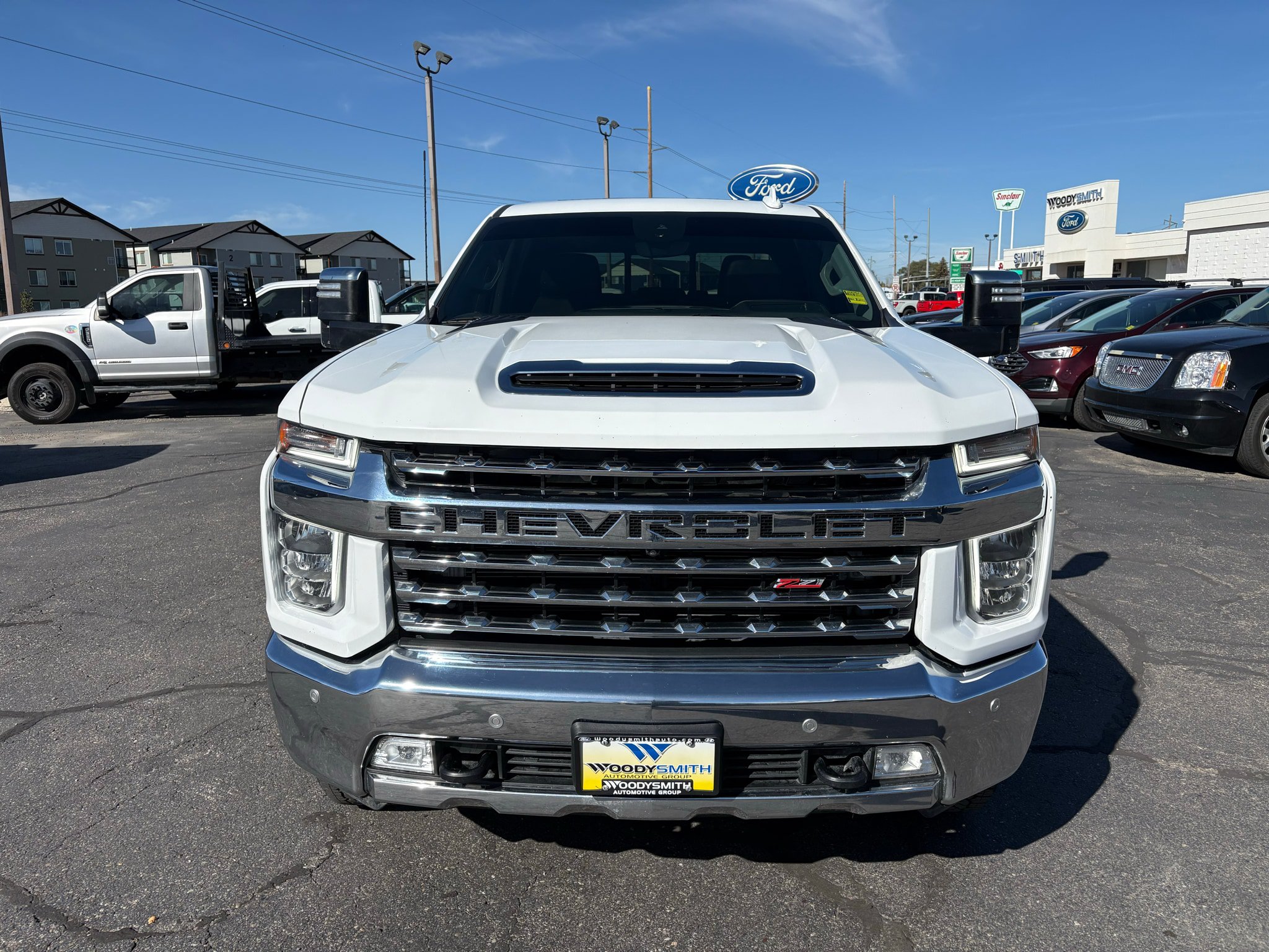 Used 2022 Chevrolet Silverado 3500 LTZ w/ LTZ Convenience Package AWD/4WD image 8