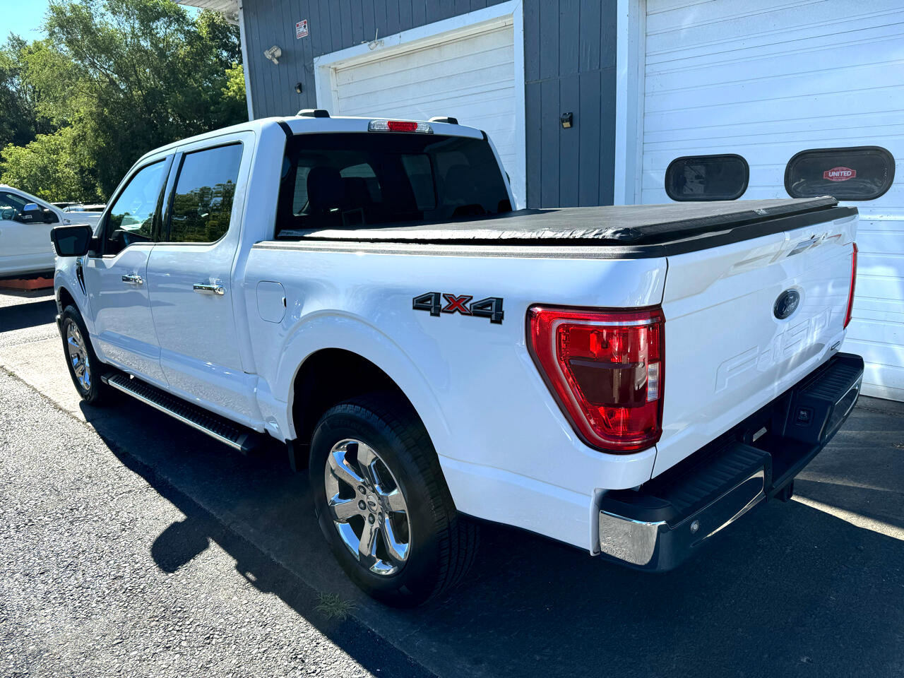 Used 2022 Ford F150 XLT w/ Equipment Group 302A High image 6