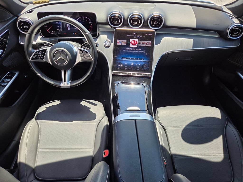 Used 2025 Mercedes-Benz C 300 4MATIC Sedan image 18