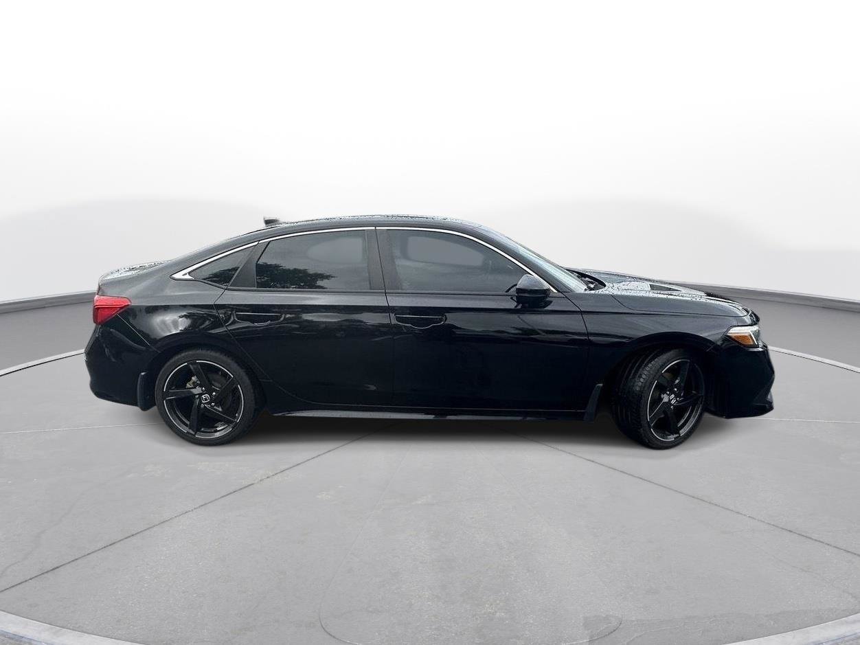 Used 2022 Honda Civic Touring image 5