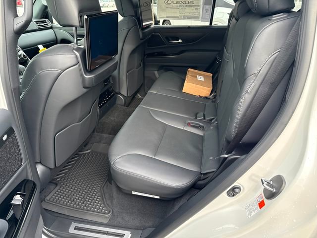 New 2026 Lexus LX 700h Luxury image 28