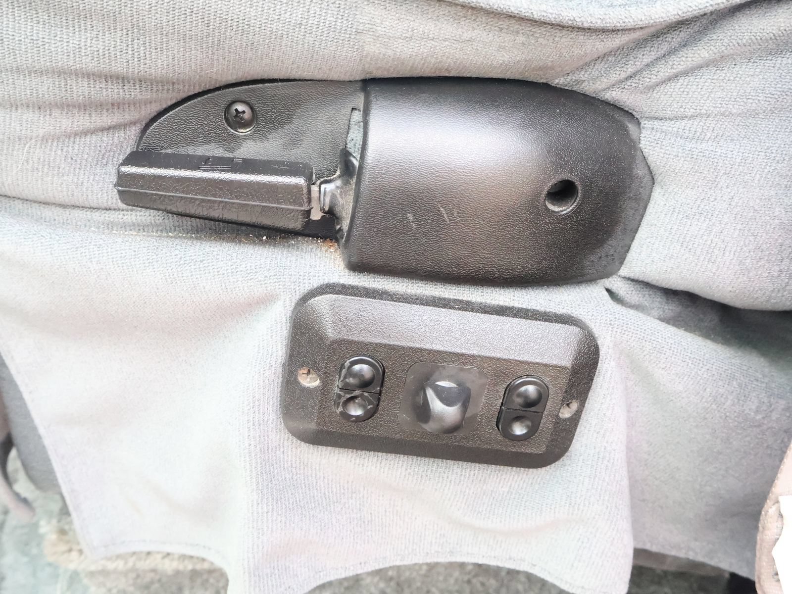 Used 2000 Ford E-150 and Econoline 150 RWD image 40