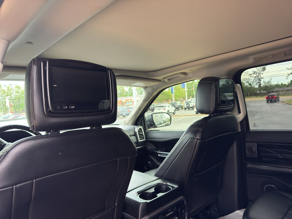 Used 2018 Ford Expedition Platinum image 13