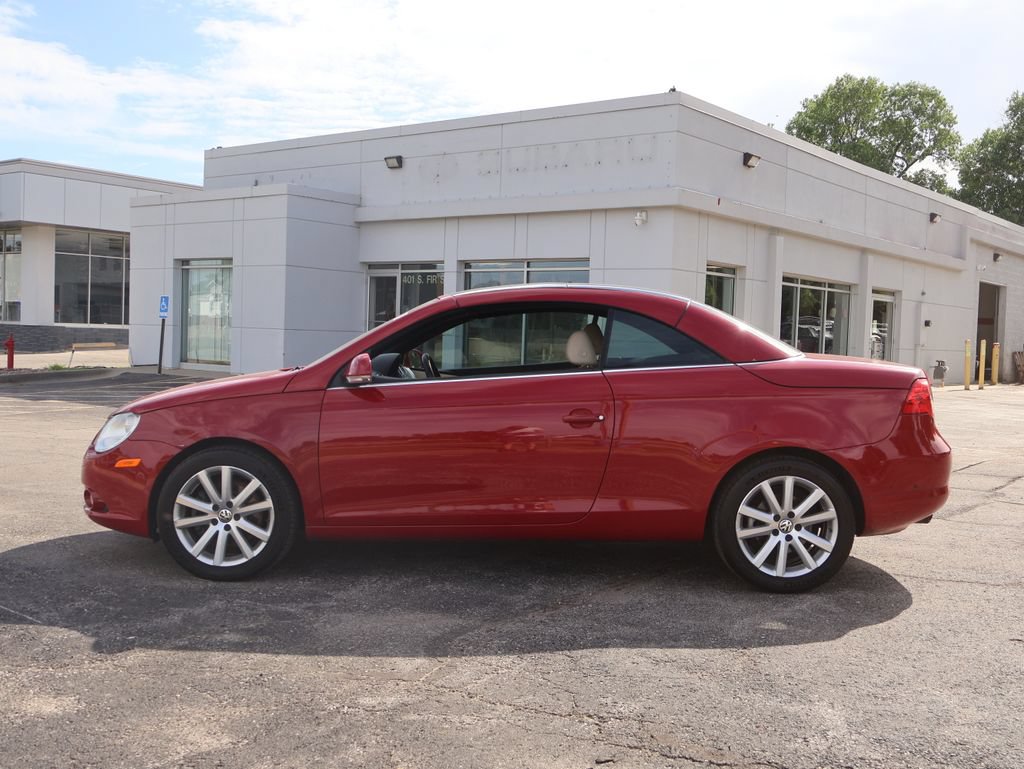 Used 2008 Volkswagen Eos 2.0T FWD image 3