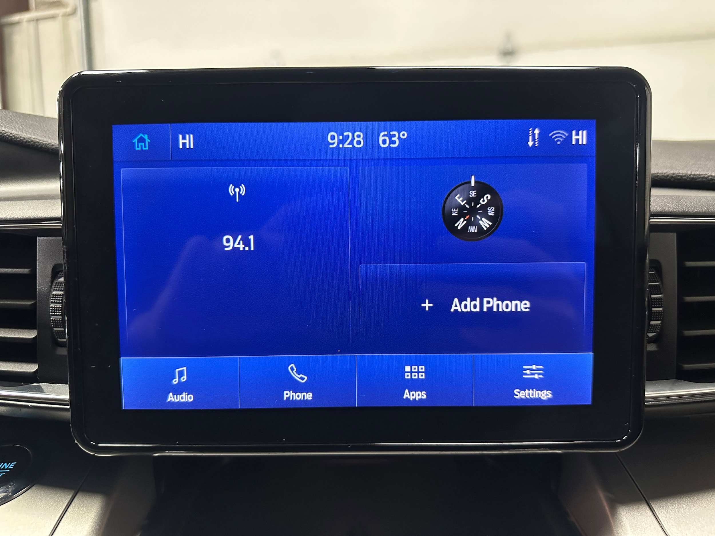 Used 2023 Ford Explorer XLT w/ Equipment Group 202A AWD/4WD image 21