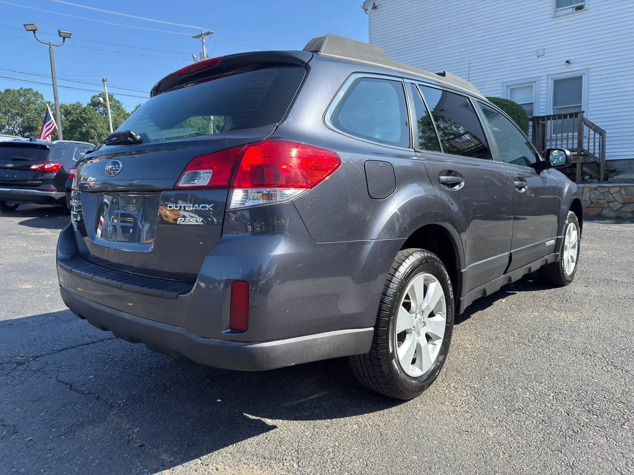Used 2012 Subaru Outback 2.5i w/ Alloy Wheel Pkg AWD/4WD image 7
